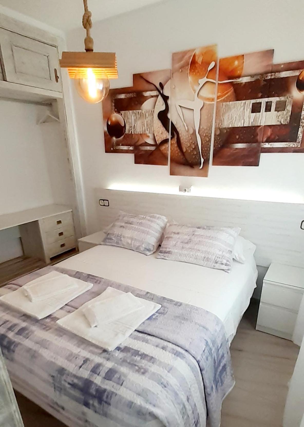 Hostal Kokkola ฟูเอนฮิโรลา ภายนอก รูปภาพ