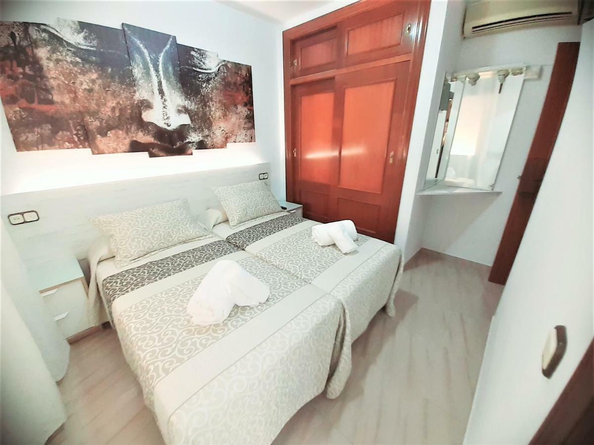 Hostal Kokkola ฟูเอนฮิโรลา ภายนอก รูปภาพ
