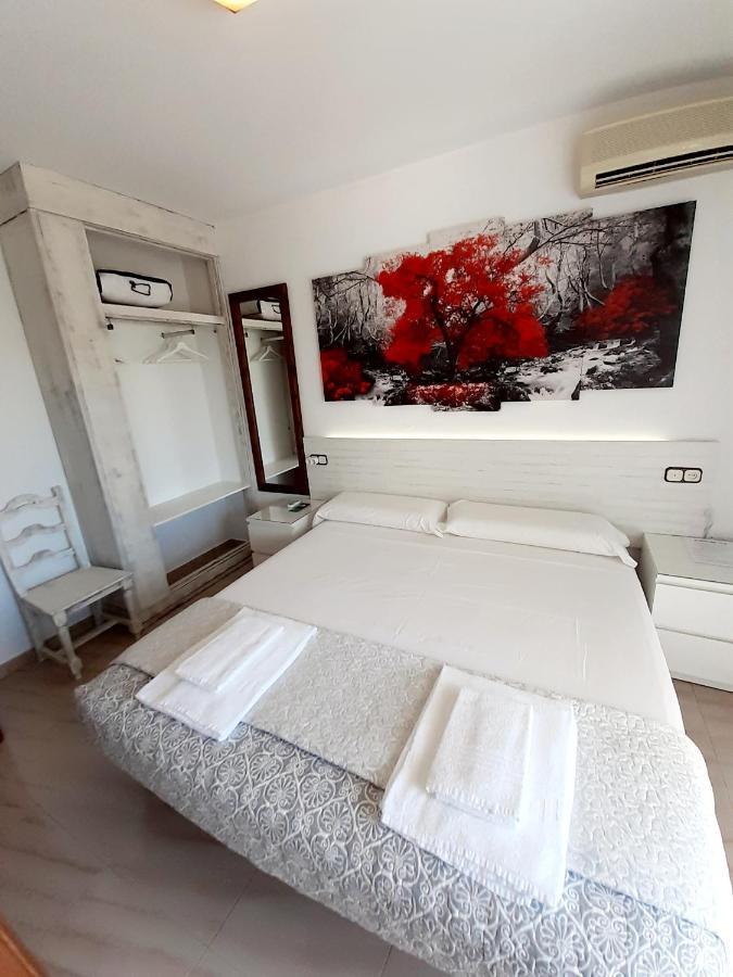 Hostal Kokkola ฟูเอนฮิโรลา ภายนอก รูปภาพ